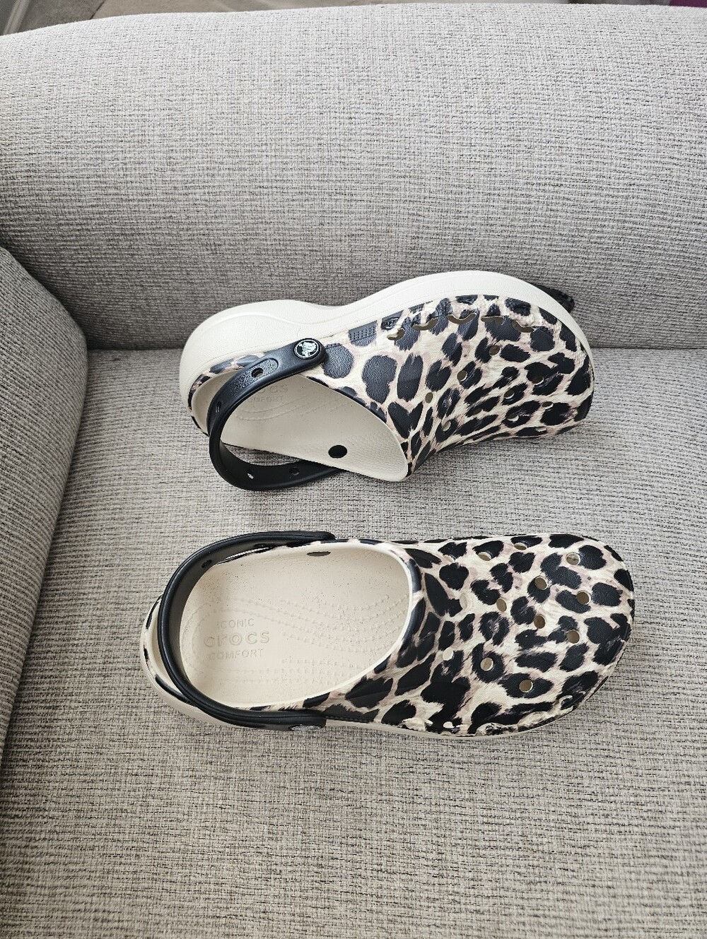 Crocs Women's Baya Platform Printed Clogs - Picture 3 of 8